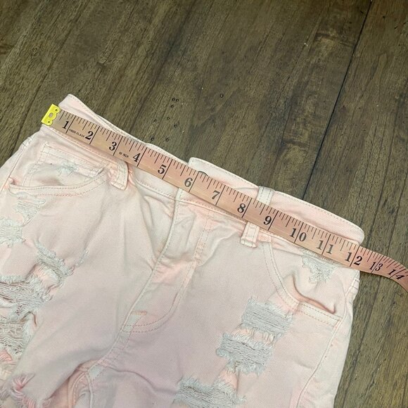 American Eagle Hi Rise Shorties - Picture 4 of 9